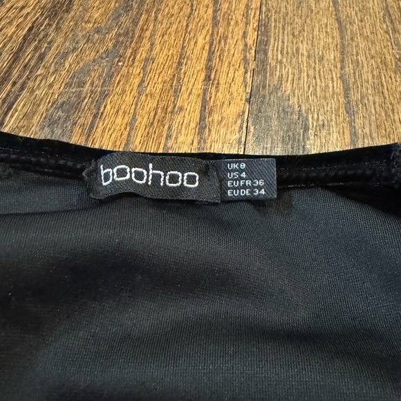 Boohoo puff sleeve black velvet crop top - Picture 5 of 5